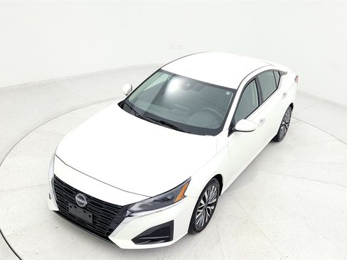 Used 2023 Nissan Altima 2.5 SV image 20