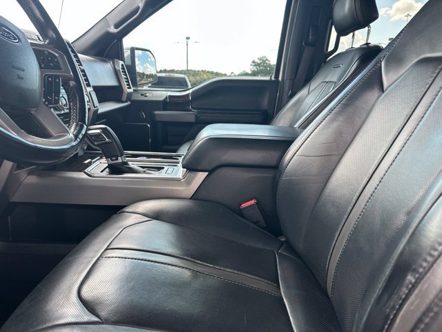 Used 2017 Ford F150 Platinum w/ Equipment Group 701A Luxury AWD/4WD image 15