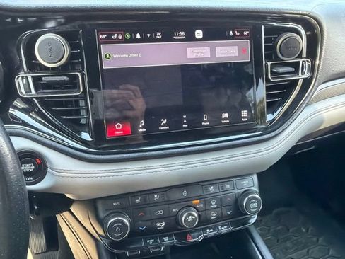 Used 2021 Dodge Durango R/T w/ Blacktop Package AWD/4WD image 12