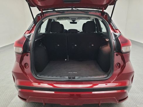 Used 2023 Nissan Kicks SR w/ Interior Electronics Package FWD image 29