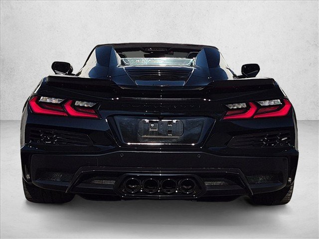 Used 2024 Chevrolet Corvette Z06 RWD image 6