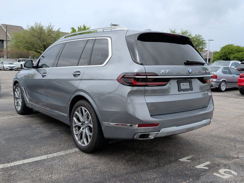 Used 2024 BMW X7 xDrive40i w/ Executive Package image 7