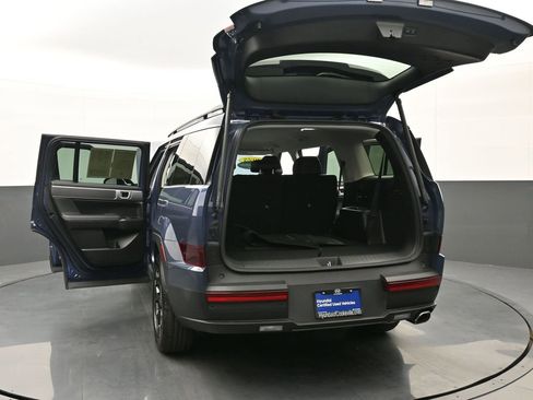 Certified 2025 Hyundai Santa Fe SEL image 50