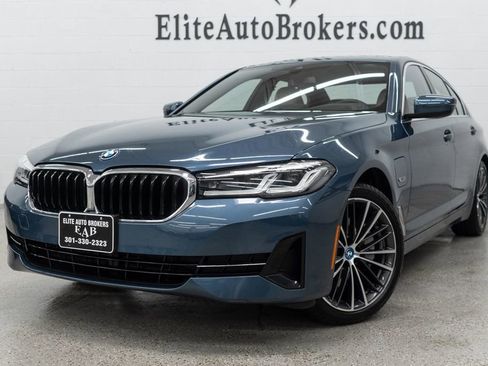 Used 2023 BMW 530e xDrive w/ Premium Package image 58