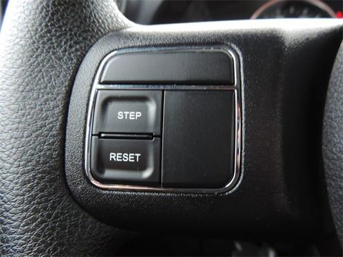 Used 2015 Jeep Wrangler Sport image 22