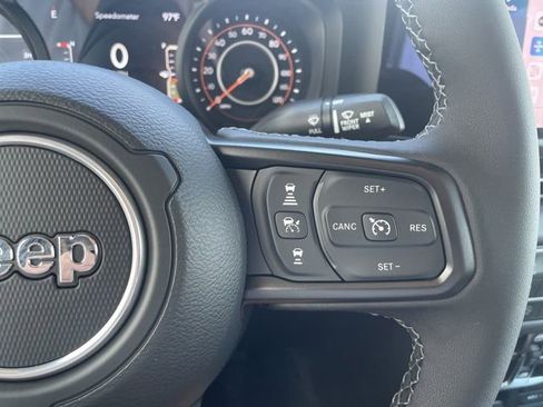 New 2025 Jeep Gladiator Sport image 14