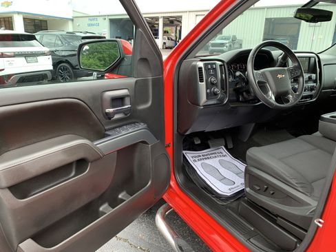 Used 2017 Chevrolet Silverado 1500 LT w/ All Star Edition AWD/4WD image 16