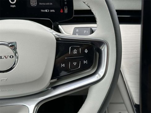 New 2025 Volvo EX90 Ultra image 7