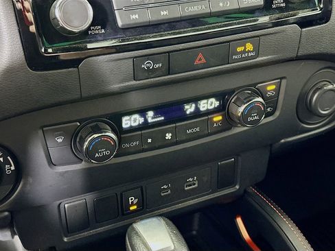 Used 2023 Nissan Frontier PRO-4X w/ Technology Package image 26
