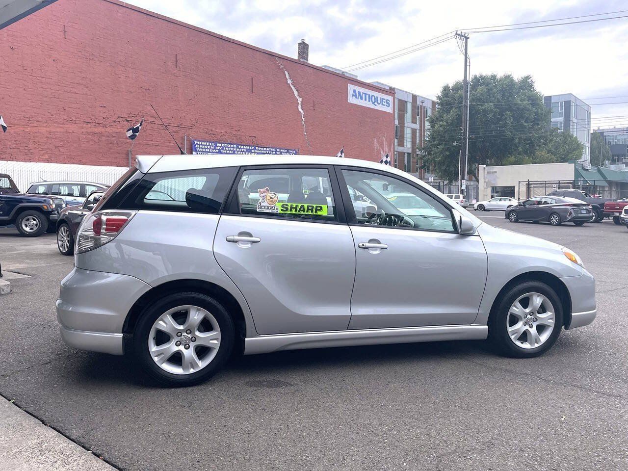 Used 2005 Toyota Matrix XR FWD image 22