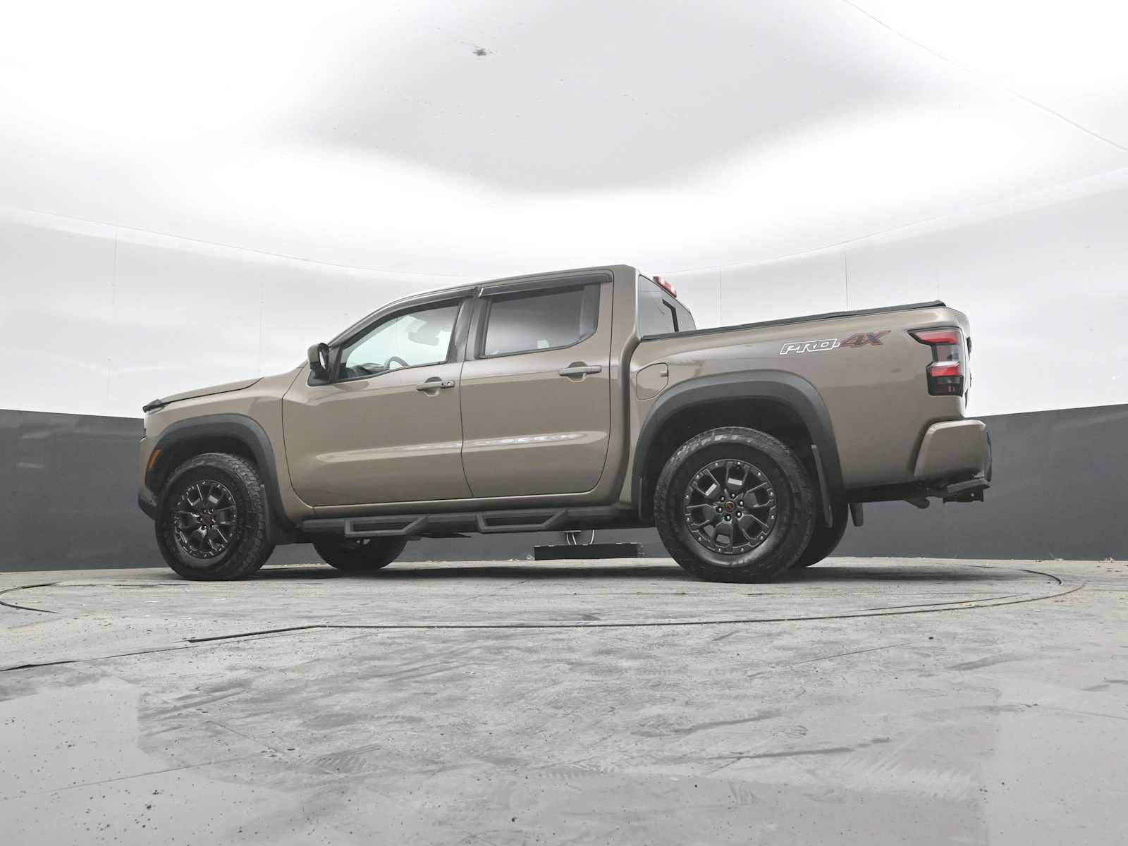Used 2023 Nissan Frontier PRO-4X w/ Pro-4X Premium Package AWD/4WD image 42