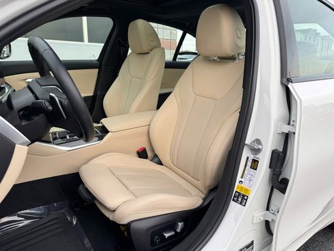 Used 2023 BMW 330i xDrive Sedan w/ Premium Package image 12