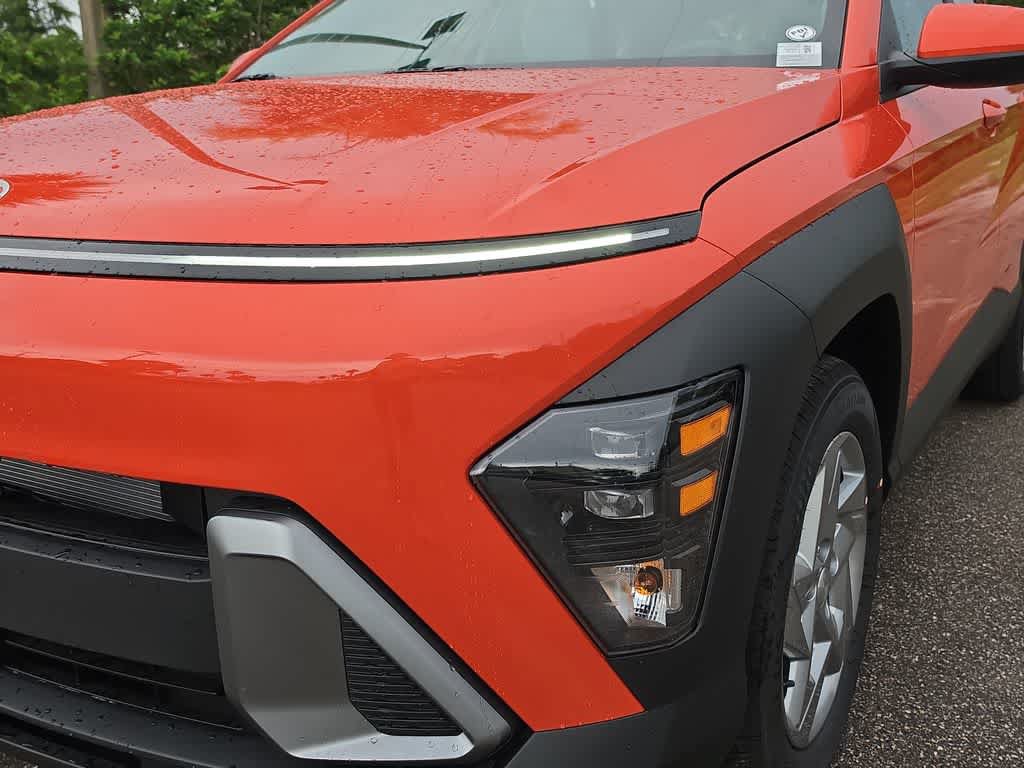 New 2027 Hyundai Kona SE FWD image 11