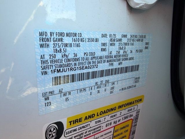 Used 2025 Ford Expedition Tremor AWD/4WD image 24