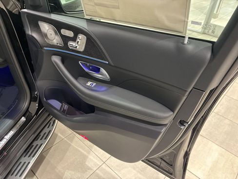 New 2026 Mercedes-Benz GLS 450 4MATIC image 13