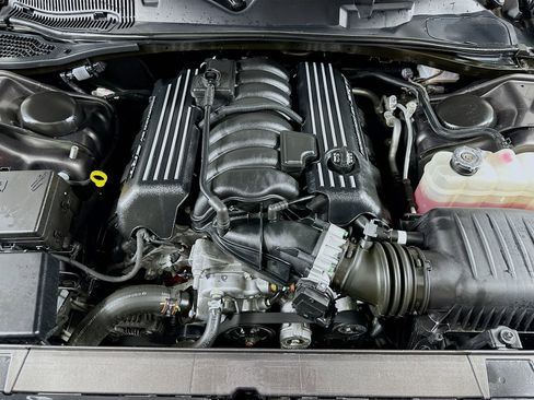 Used 2022 Dodge Challenger R/T Scat Pack w/ Plus Package RWD image 30