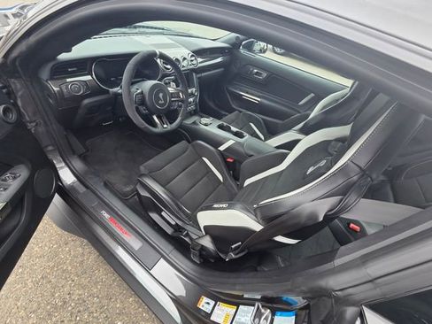 Used 2020 Ford Mustang Shelby GT500 w/ Technology Package RWD image 5