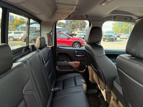 Used 2015 GMC Sierra 1500 SLT w/ SLT Preferred Package AWD/4WD image 14