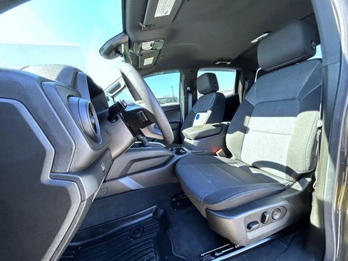 Certified 2024 Chevrolet Colorado Trail Boss w/ Technology Package image 10