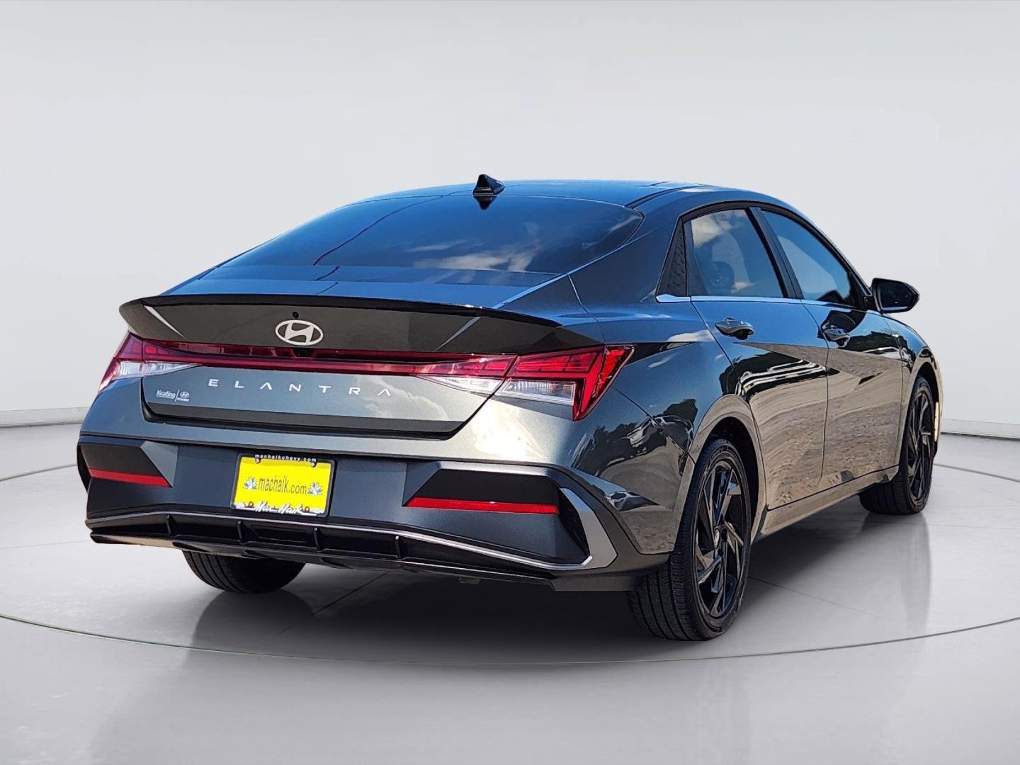 Used 2026 Hyundai Elantra SEL Sport Premium FWD image 7
