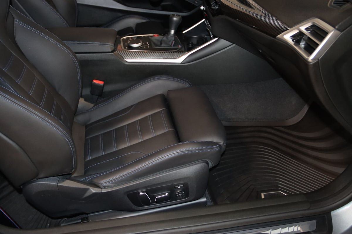Used 2025 BMW M2 w/ Lighting Package RWD image 65
