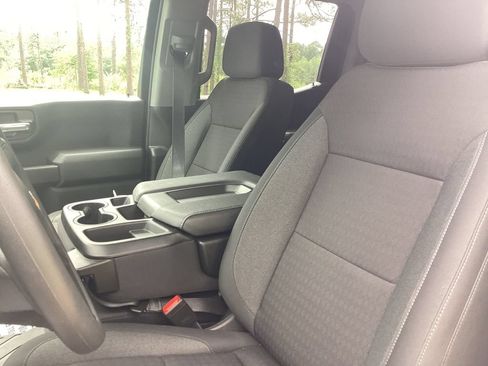 New 2026 Chevrolet Silverado 1500 Custom RWD image 15