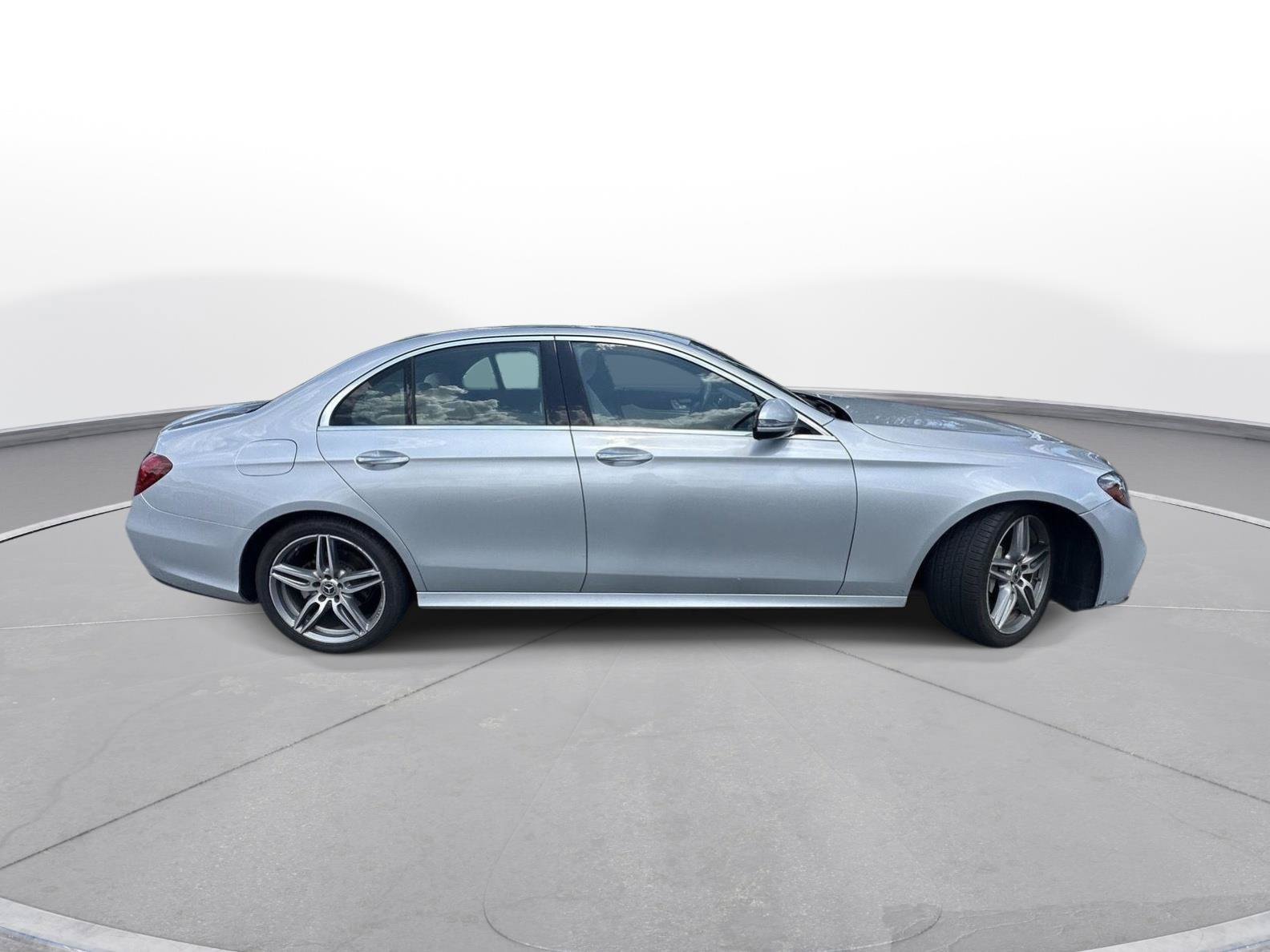 Used 2019 Mercedes-Benz E 300 image 55