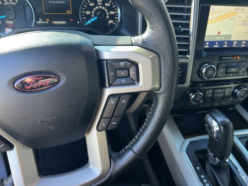 Used 2015 Ford F150 Lariat image 19