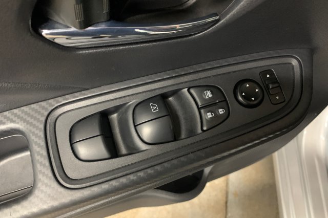 Certified 2025 Nissan Versa SV FWD image 12