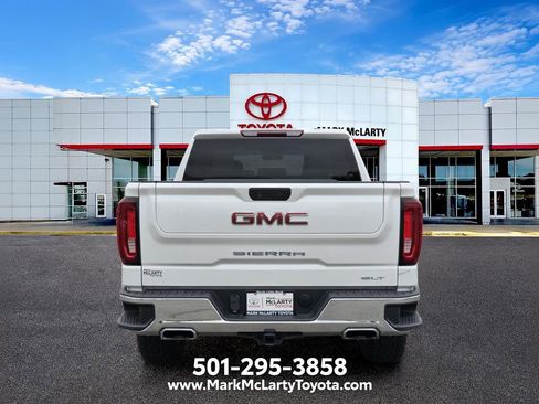 Used 2021 GMC Sierra 1500 SLT AWD/4WD image 4