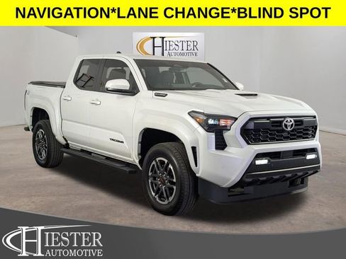 Used 2024 Toyota Tacoma TRD Sport w/ TRD Sport Upgrade Package AWD/4WD image 1