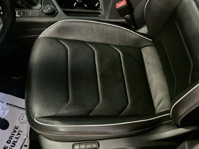 Used 2022 Volkswagen Tiguan SEL R-Line AWD/4WD image 20