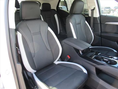 New 2026 Buick Envision Sport Touring image 9