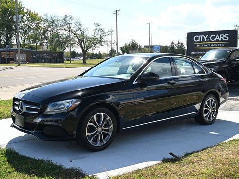 Used 2017 Mercedes-Benz C 300 4MATIC Sedan image 9