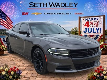 Used 2018 Dodge Charger SXT w/ Blacktop Package