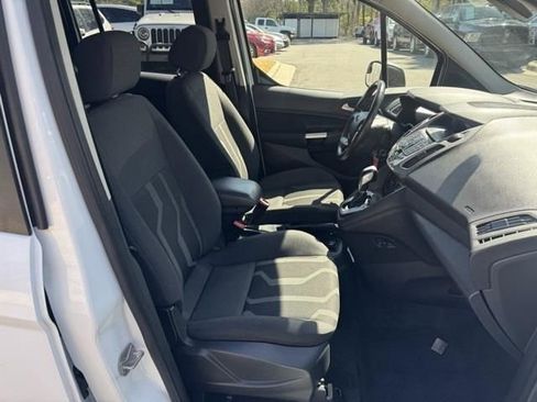 Used 2016 Ford Transit Connect XLT image 24