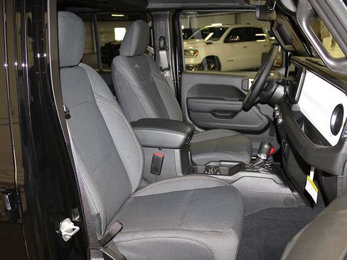 New 2026 Jeep Wrangler Unlimited Sport AWD/4WD image 27