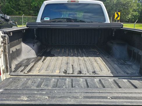Used 2015 Ford F250 XL w/ Power Equipment Group AWD/4WD image 16