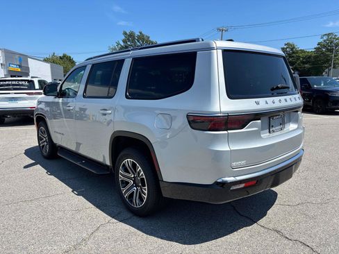 Certified 2024 Jeep Wagoneer 4WD w/ Premium Group I image 5