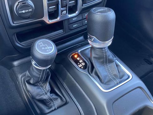 New 2026 Jeep Gladiator Sport image 28