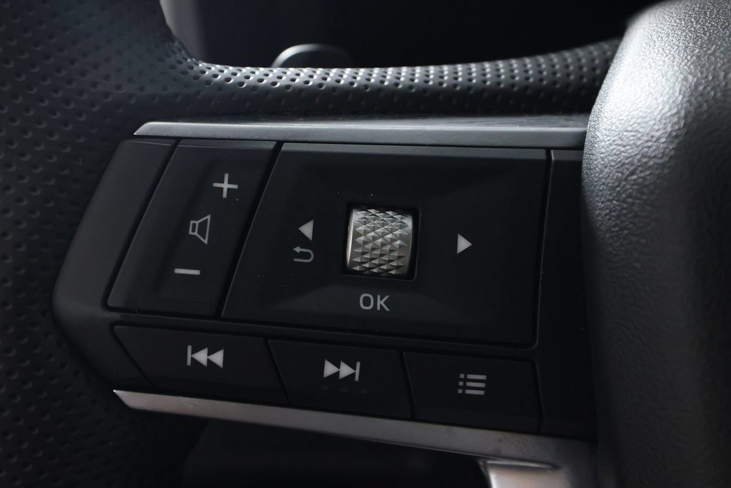 Used 2025 Mitsubishi Outlander SE FWD image 25