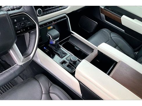 Used 2024 Toyota Sequoia Capstone image 17