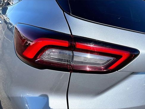 Used 2024 Ford Escape ST-Line image 30