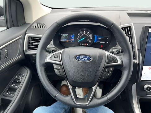 Used 2022 Ford Edge SEL w/ Convenience Package AWD/4WD image 26