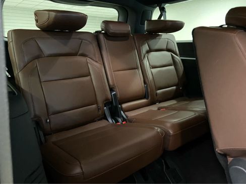 Used 2025 Lincoln Navigator L Reserve image 19