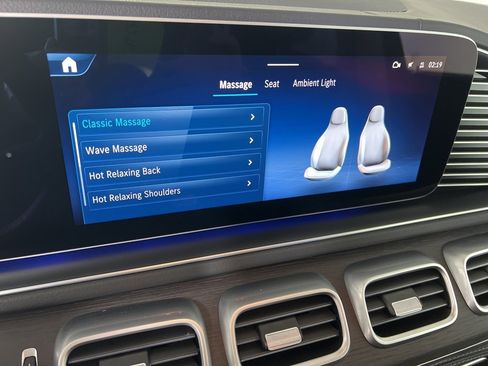 Used 2026 Mercedes-Benz GLE 580 4MATIC image 32