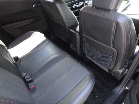 Used 2017 GMC Terrain SLT w/ Open Road Package AWD/4WD image 15