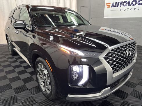 Used 2021 Hyundai Palisade Calligraphy w/ Cargo Package image 3