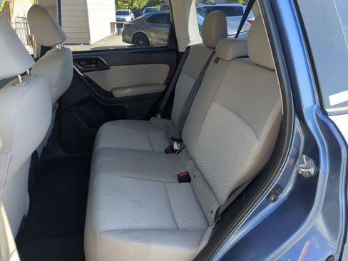 Used 2016 Subaru Forester 2.5i w/ Alloy Wheel Package image 17