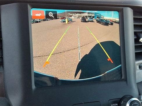 Used 2024 RAM 2500 Tradesman w/ Chrome Appearance Group image 18